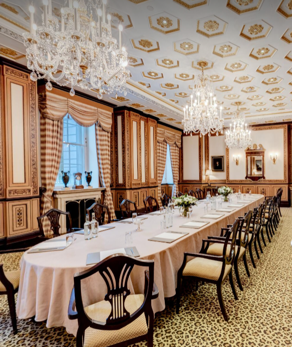 St George's Room at The Lanesborough, elegant meeting space for formal gatherings.