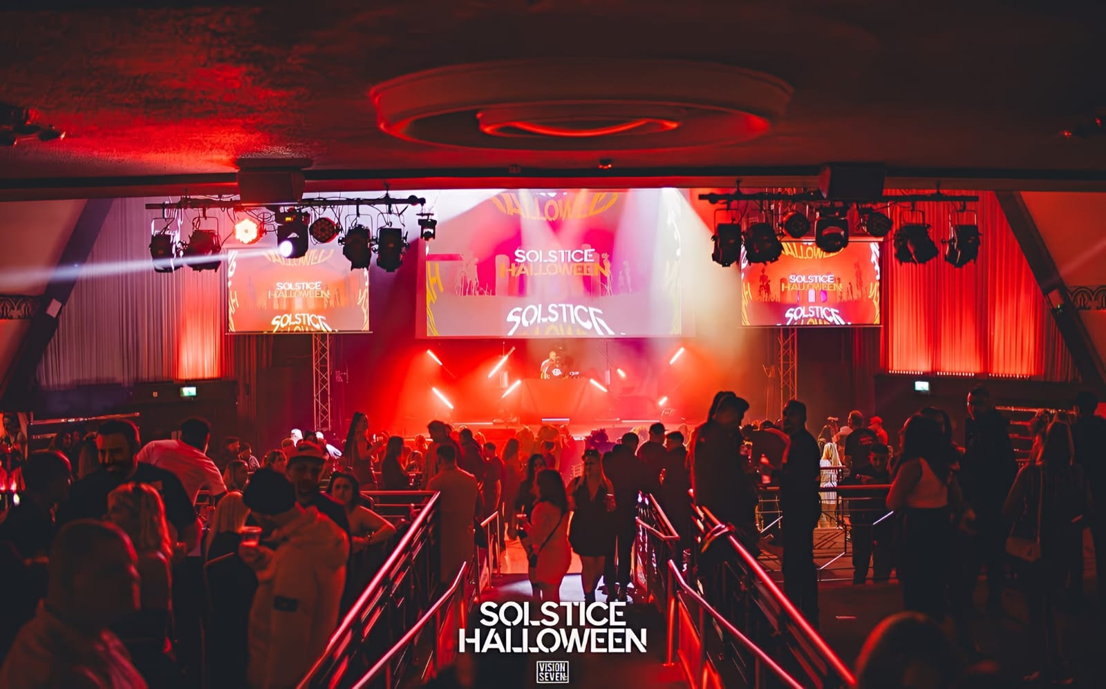 Whole Venue - m2y4tslgvap.jpg