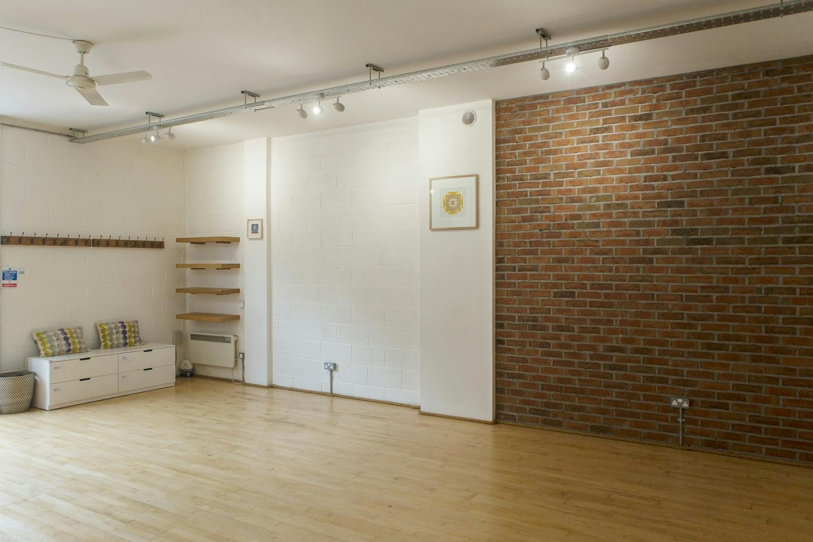 Bristol School of Yoga - >Studio 19 Bristol</a>