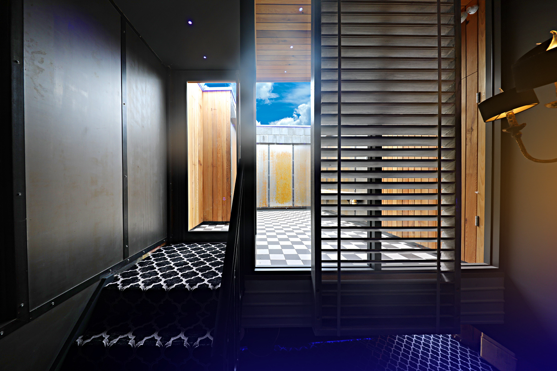 Penthouse in Fibre: High-end transitional lounge for VIP events and exclusive breakout spaces.