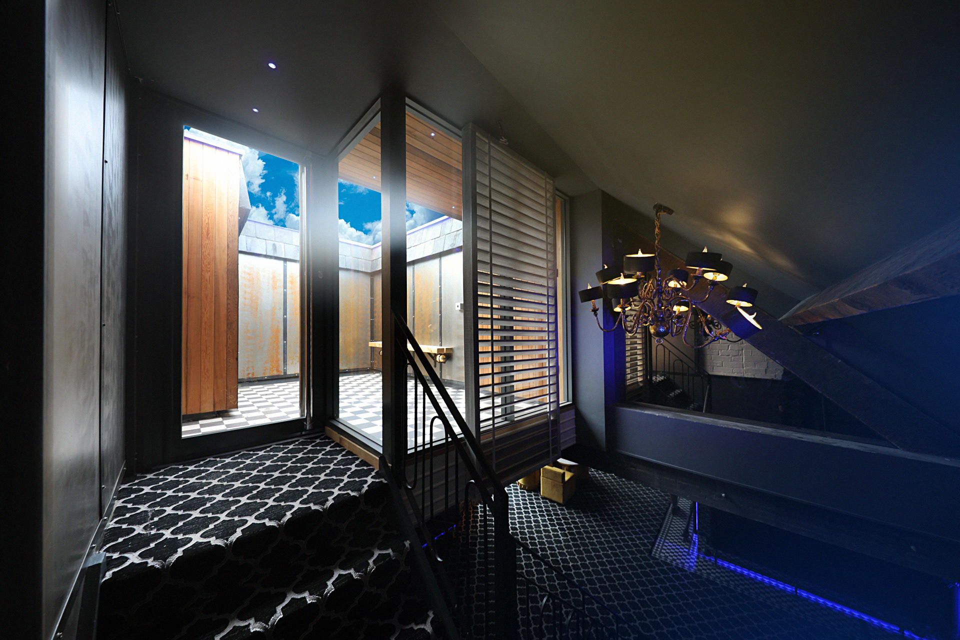 Penthouse - yokv045ab0s.jpg