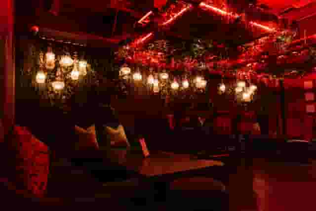 Bar