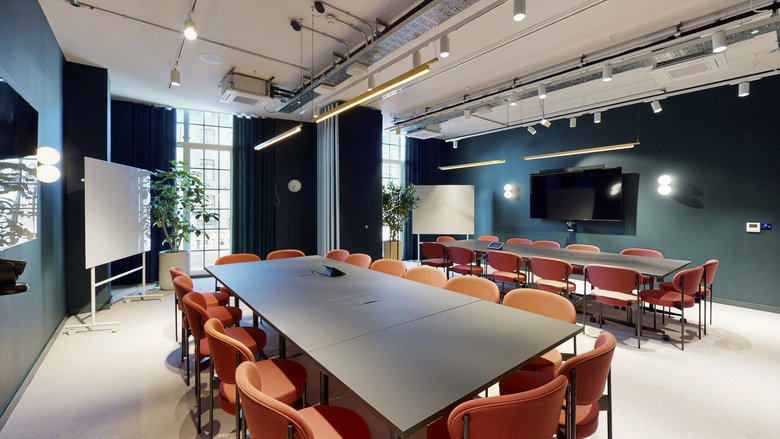 Hot desks & meeting rooms at FORA ...