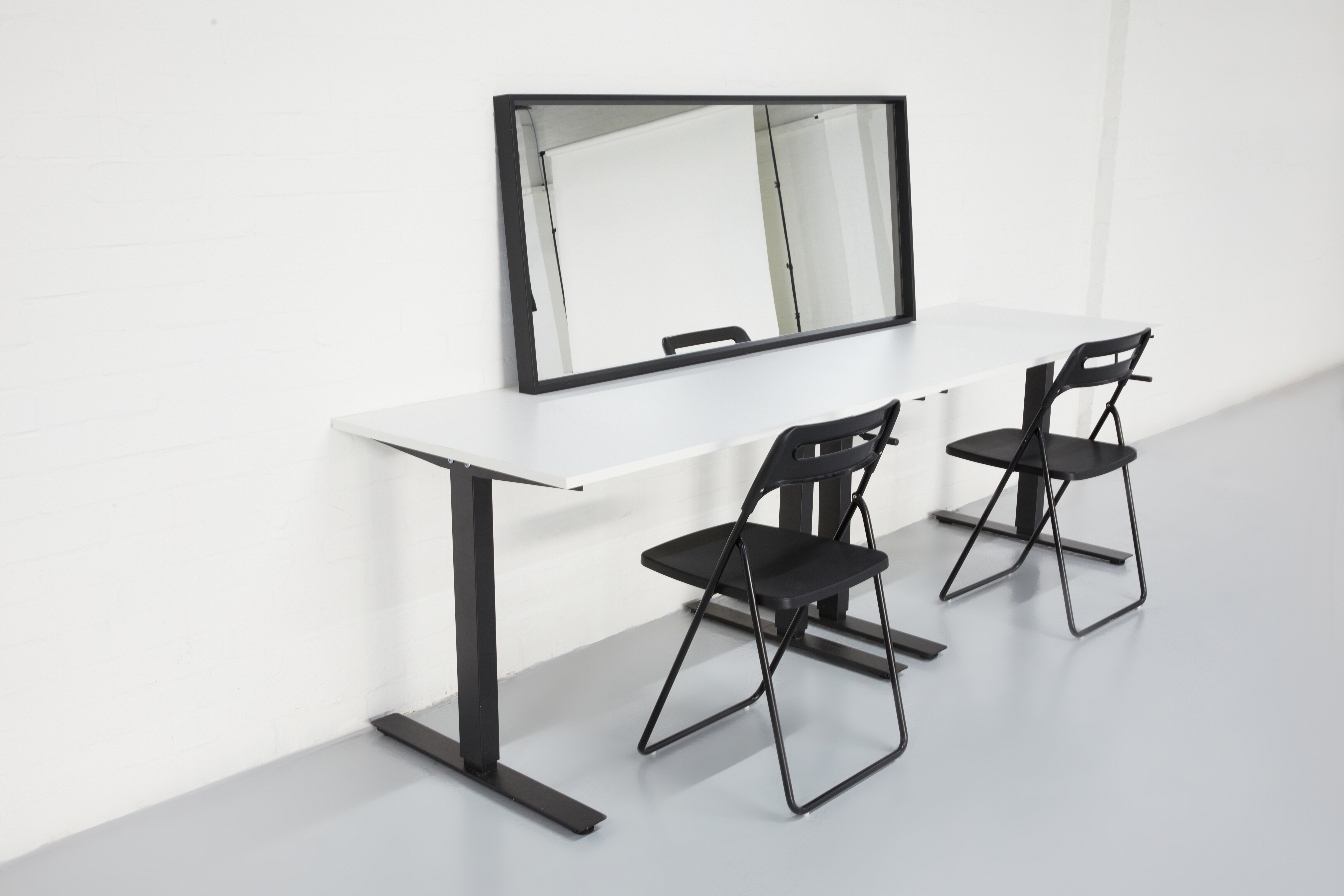 Large 2050 sqft Warehouse Studio Space - a49830cc-b52d-47f8-adac-8ddff4c99b56.jpg