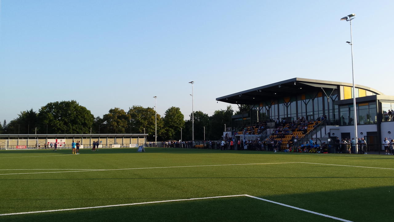 Travel Guide – Slough Town – Worthing FC