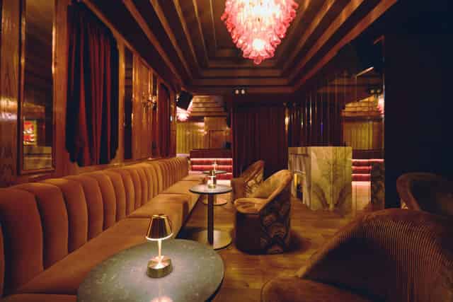 Late Lounge