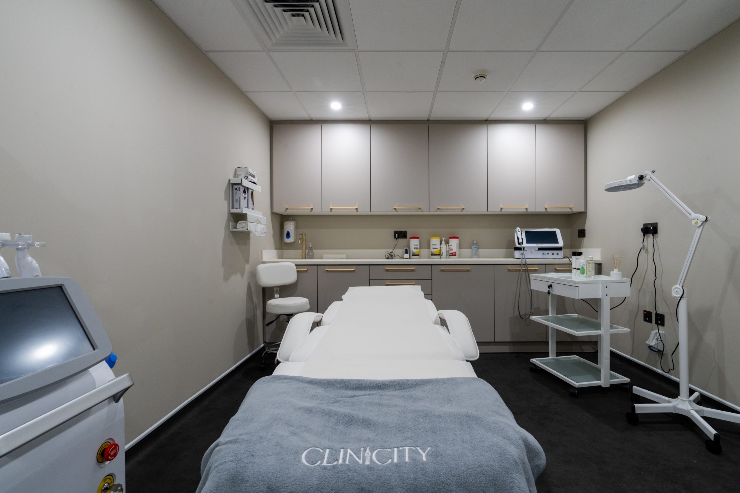 Clinicity, London - Apollo Interiors