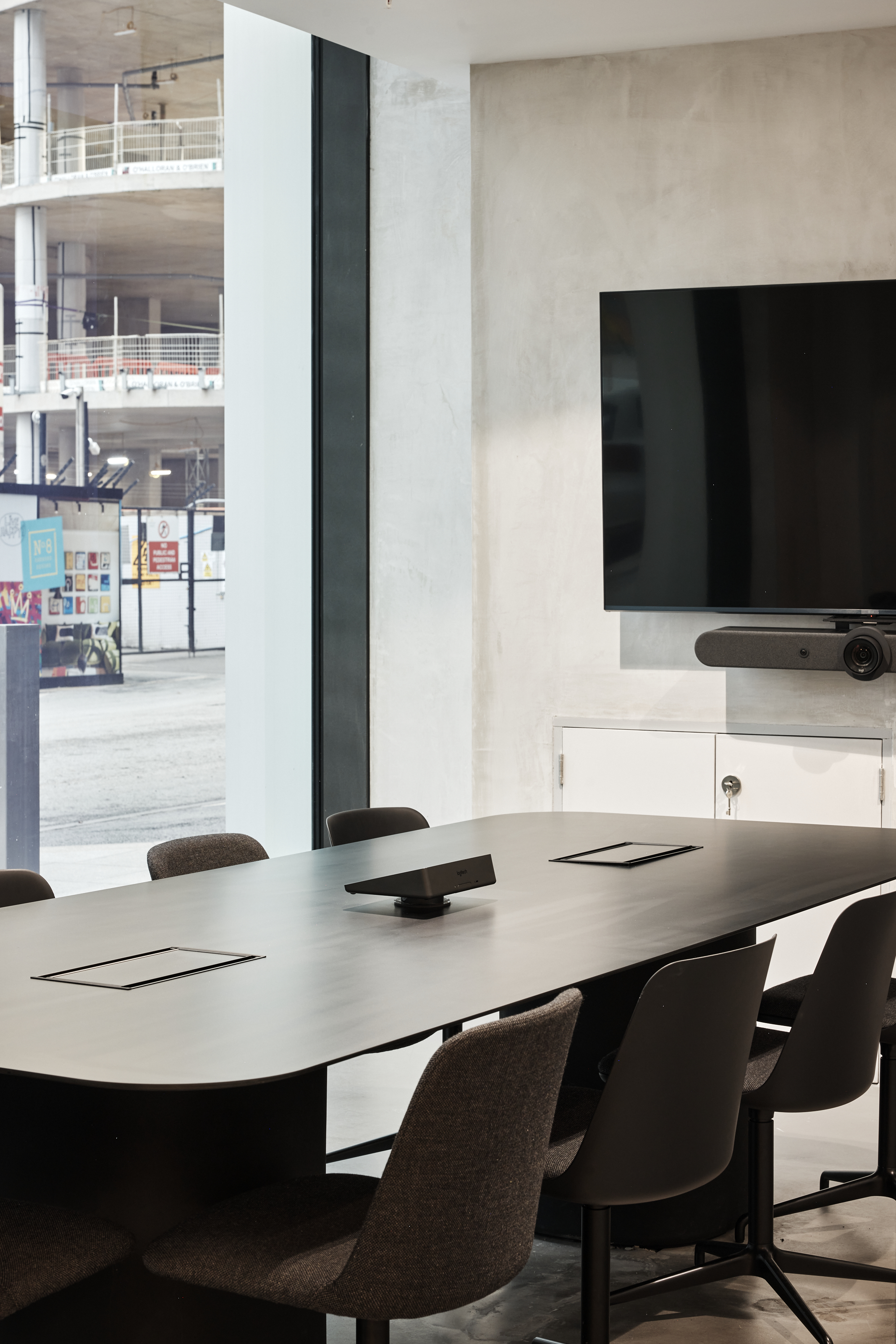 Meeting Rooms - ujbg5rmmfpb.jpg