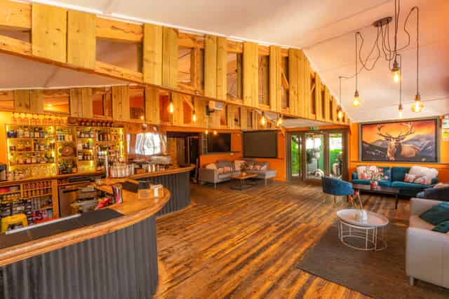 The Bird of Paradise Bar