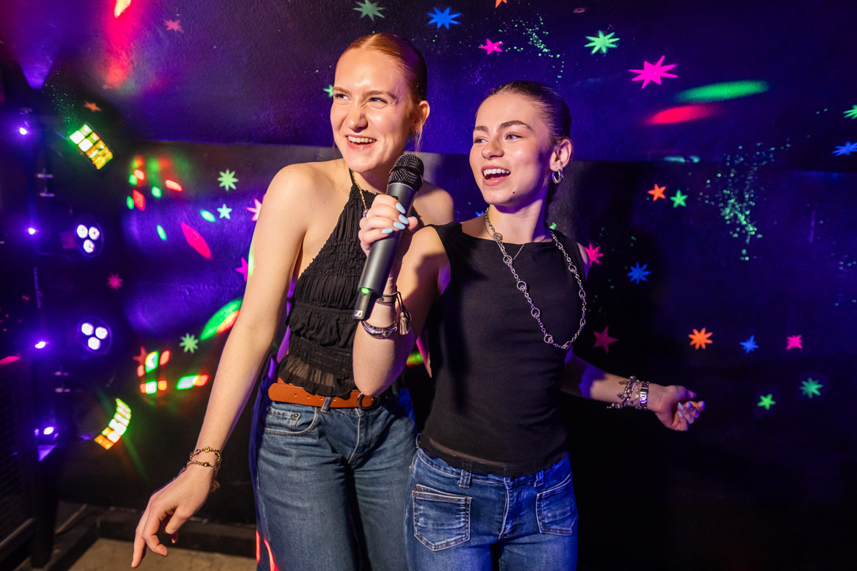 Bat & Ball Covent Garden - image 9