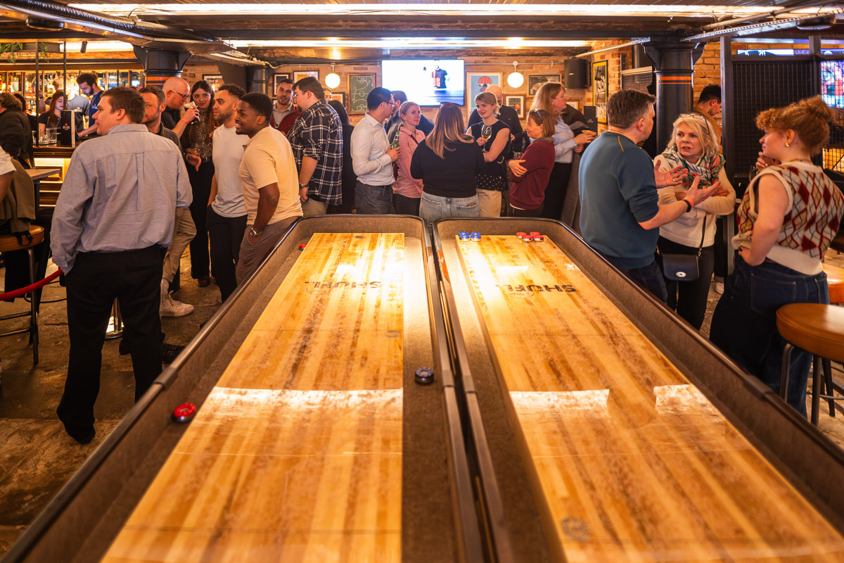 Players Lounge - 3lac2pcr5qq.jpg