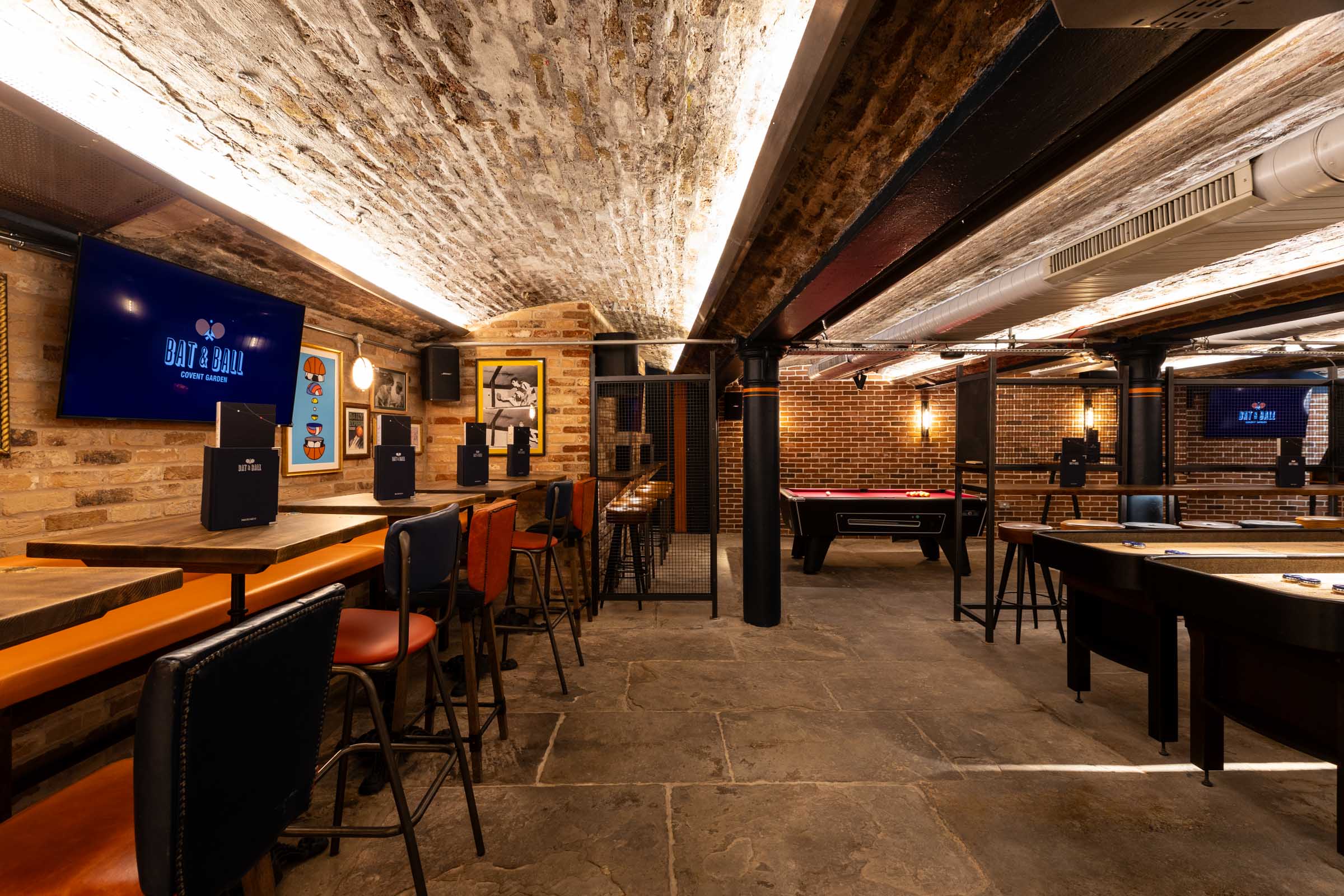 Players Lounge in Bat & Ball Covent Garden, industrial venue for social events and meetings.
