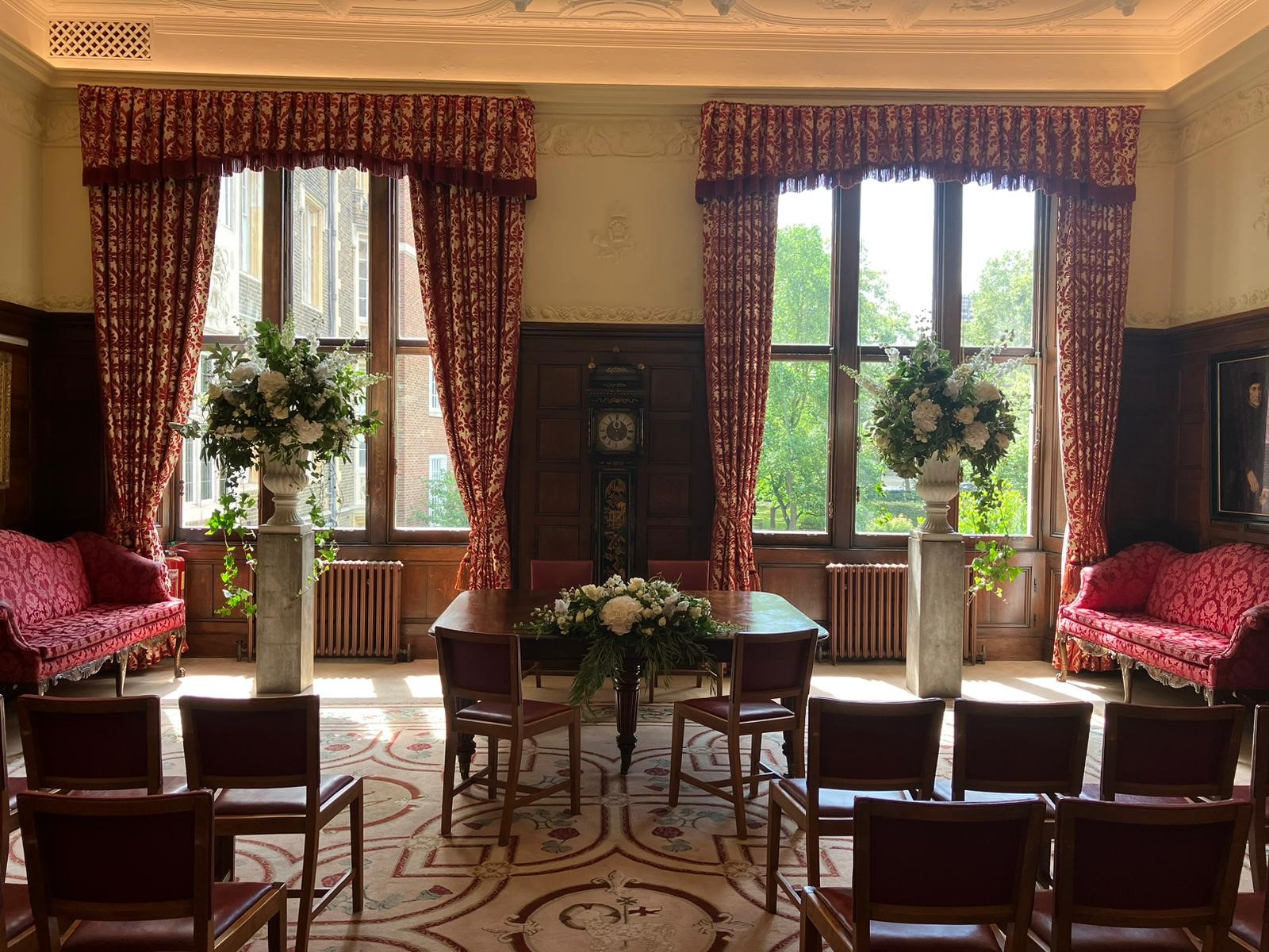 Queen's Room - py0jdr3rigz.jpg