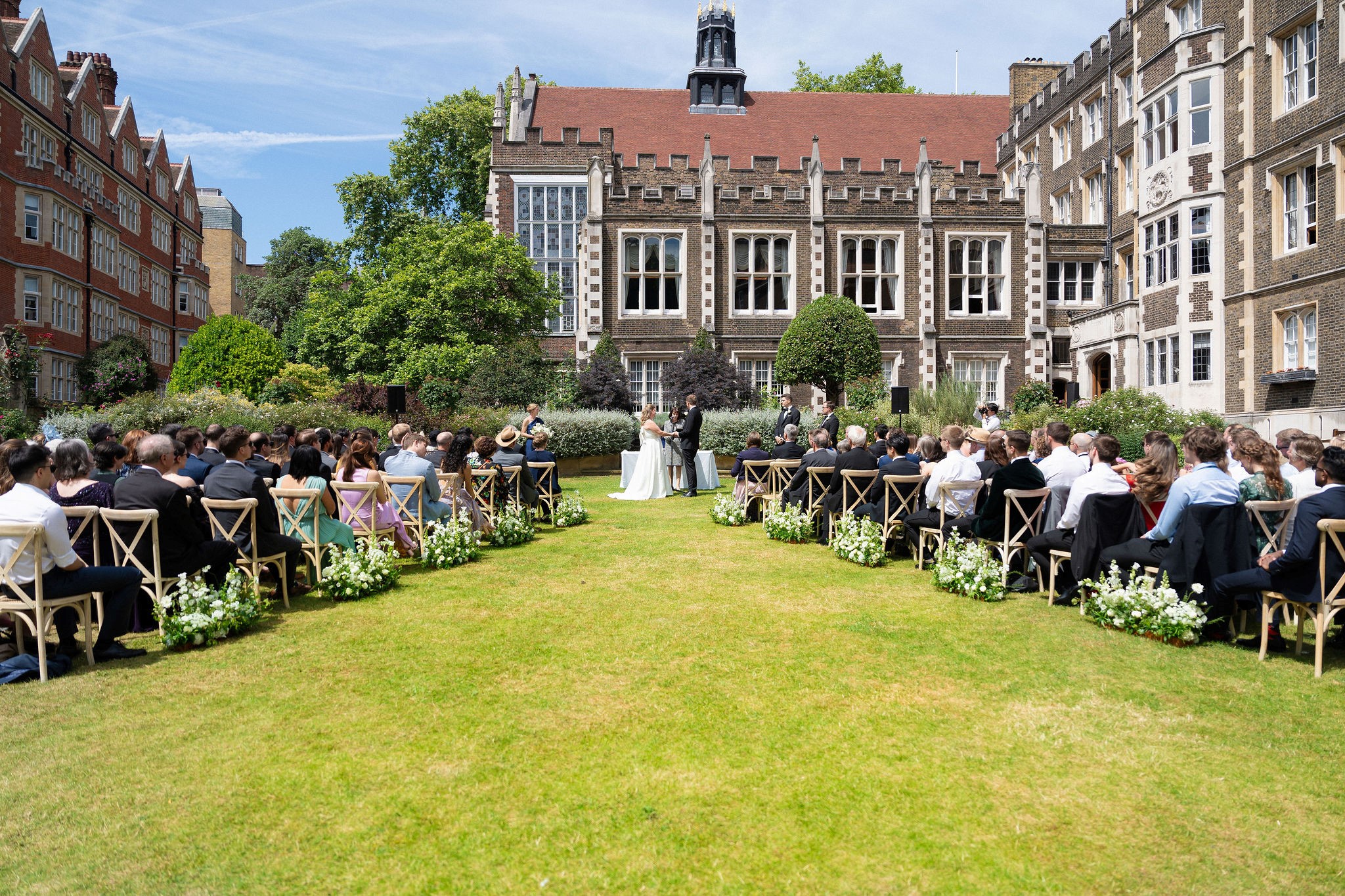 Middle Temple wedding, historic courtyard garden ceremony