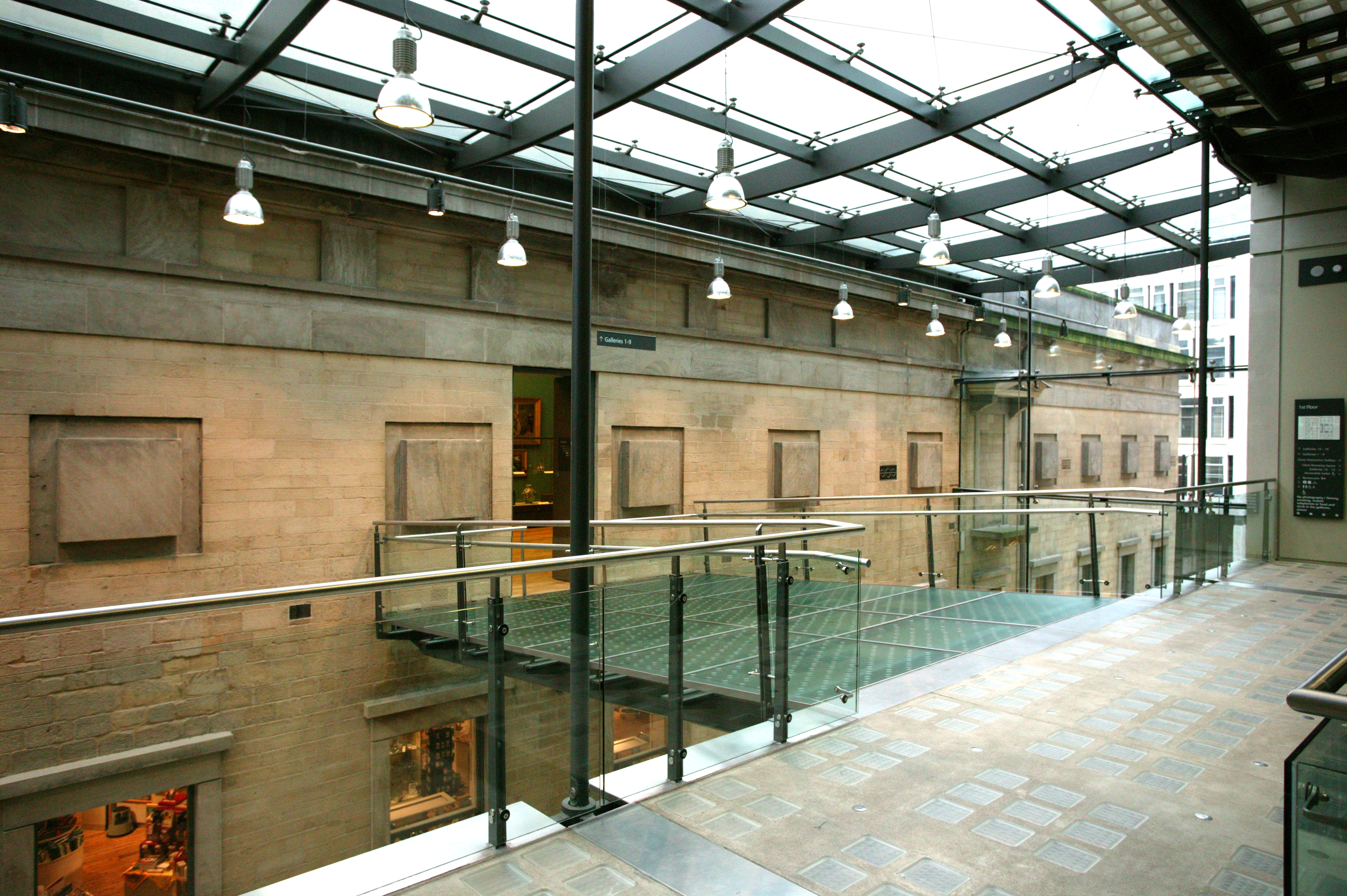 Atrium - 2a3mc3kfbrq.JPG