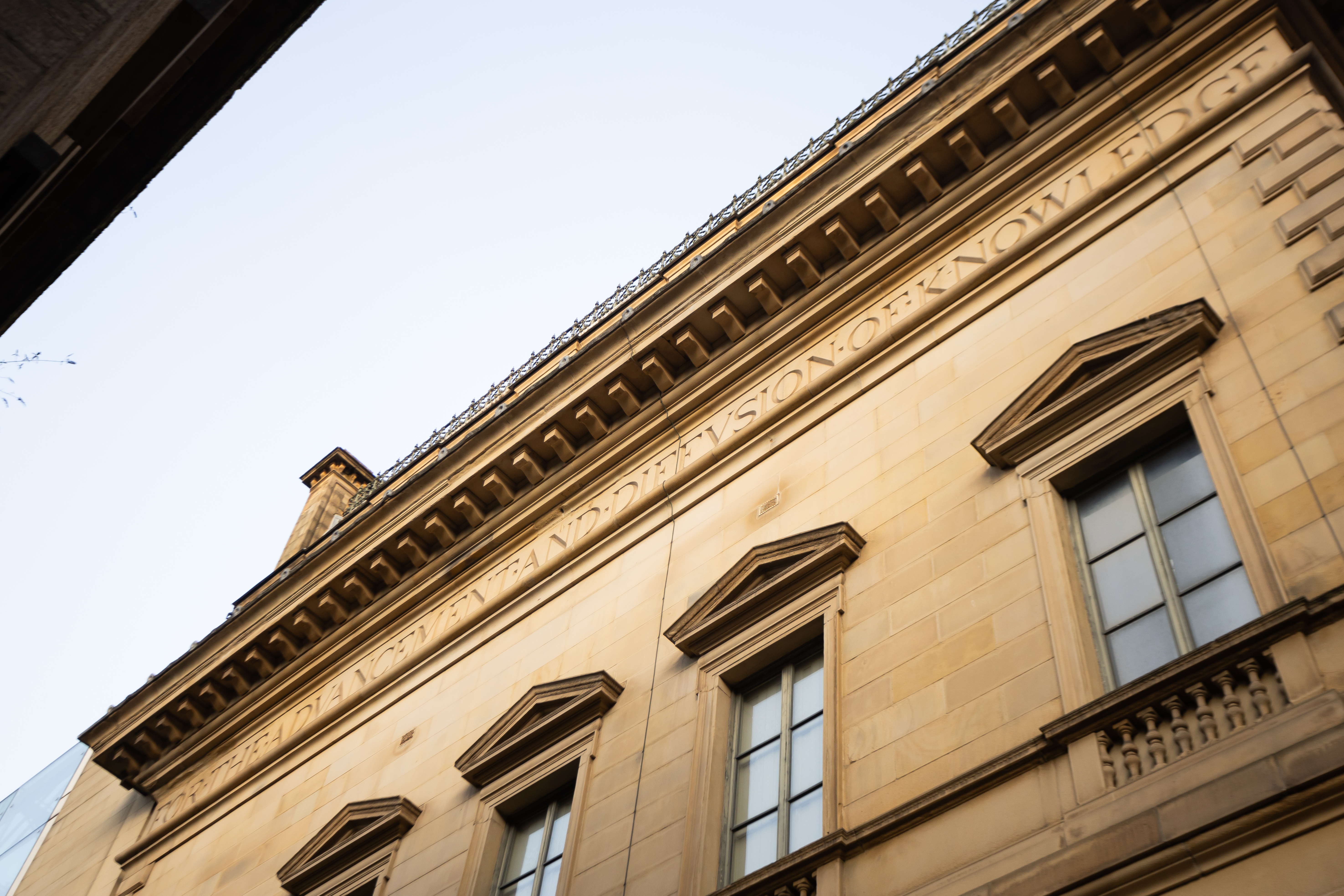 Victorian Hall - jc00t3zzdho.jpg