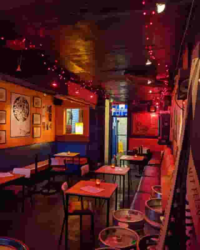 Iconic Bar
