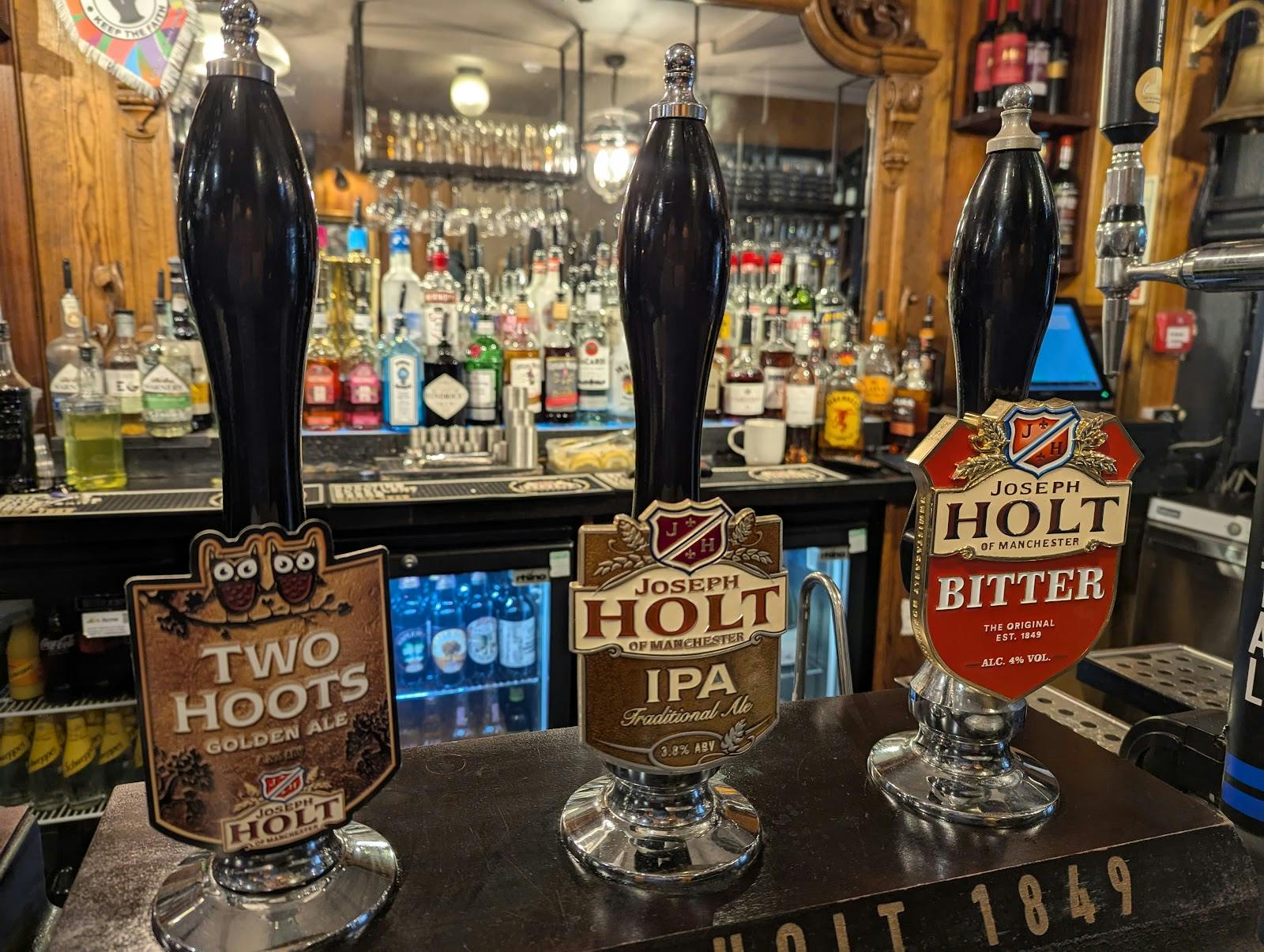 Lower Turks Head - >Inna Baglayeva</a>