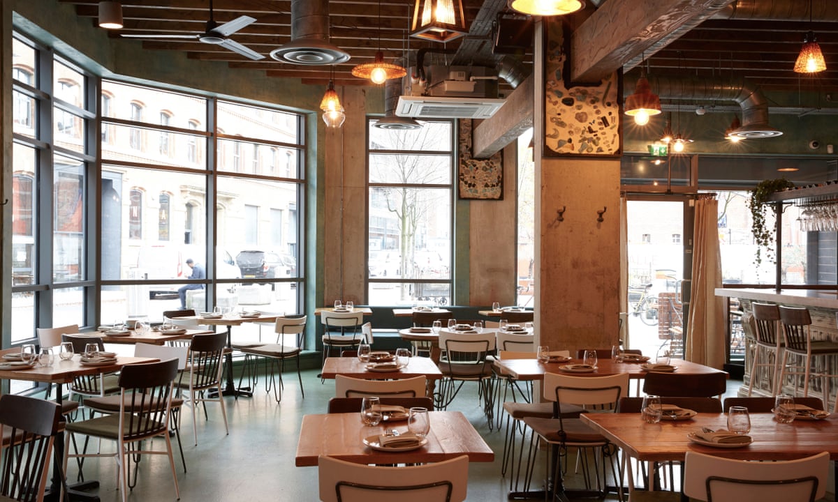 Canto, Manchester: 'Muted chaos reigned ...