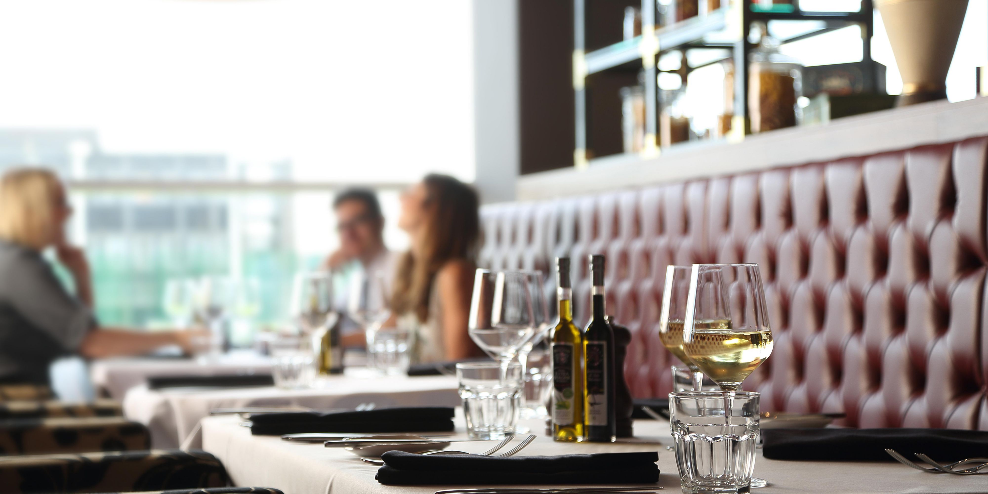 Holiday Inn Manchester - MediaCityUK - image 1