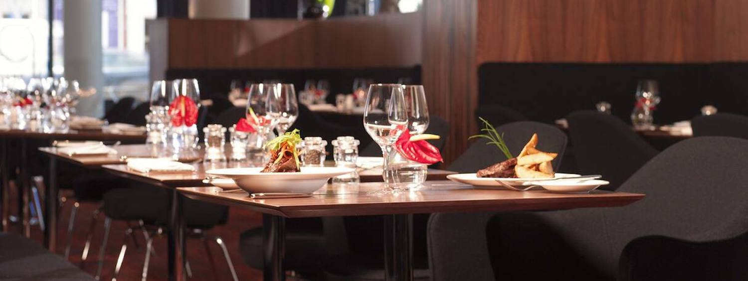 Podium Restaurant at the Hilton: A ...