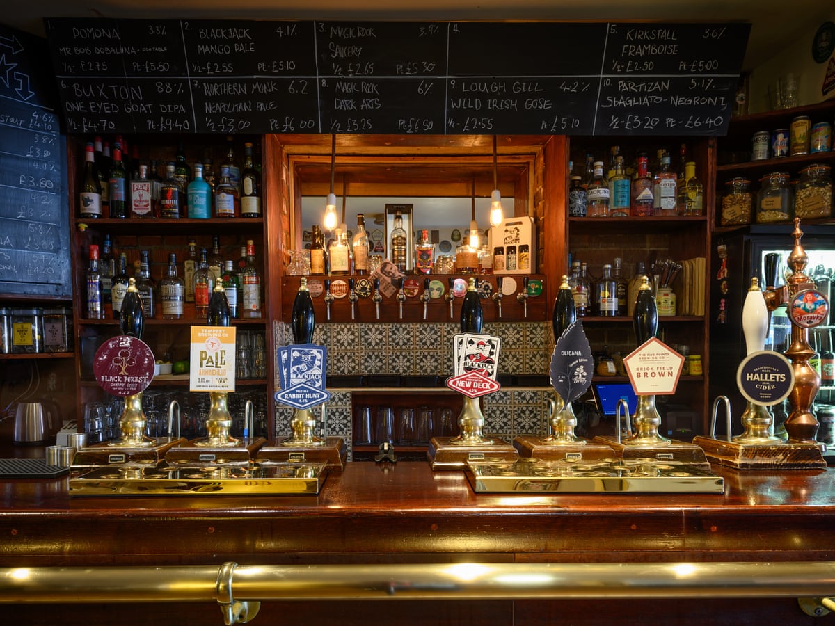 Cask masters: A craft-beer enthusiast's ...