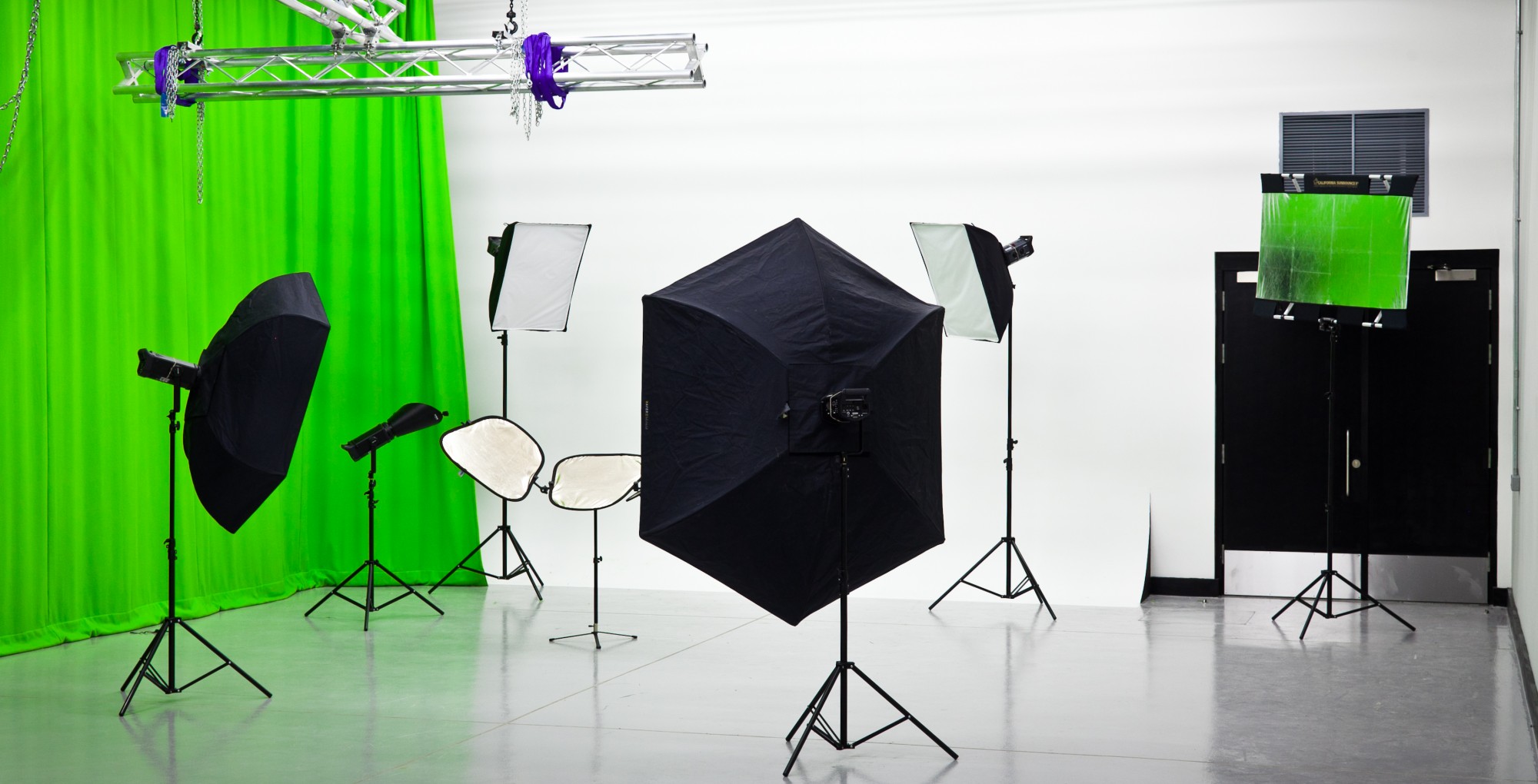 Green Screen Studios - The Sharp Project
