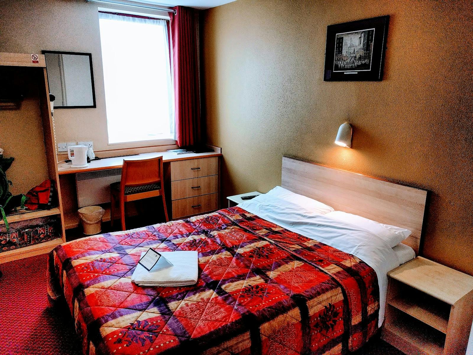 Stay Inn Hotel - >Christian Gfeller</a>