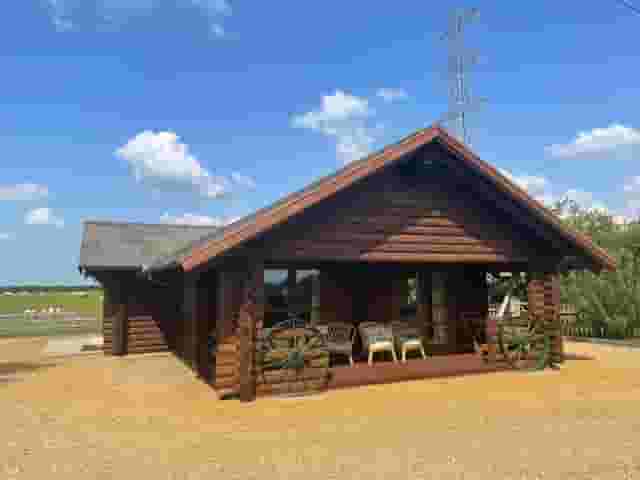 Log Cabin