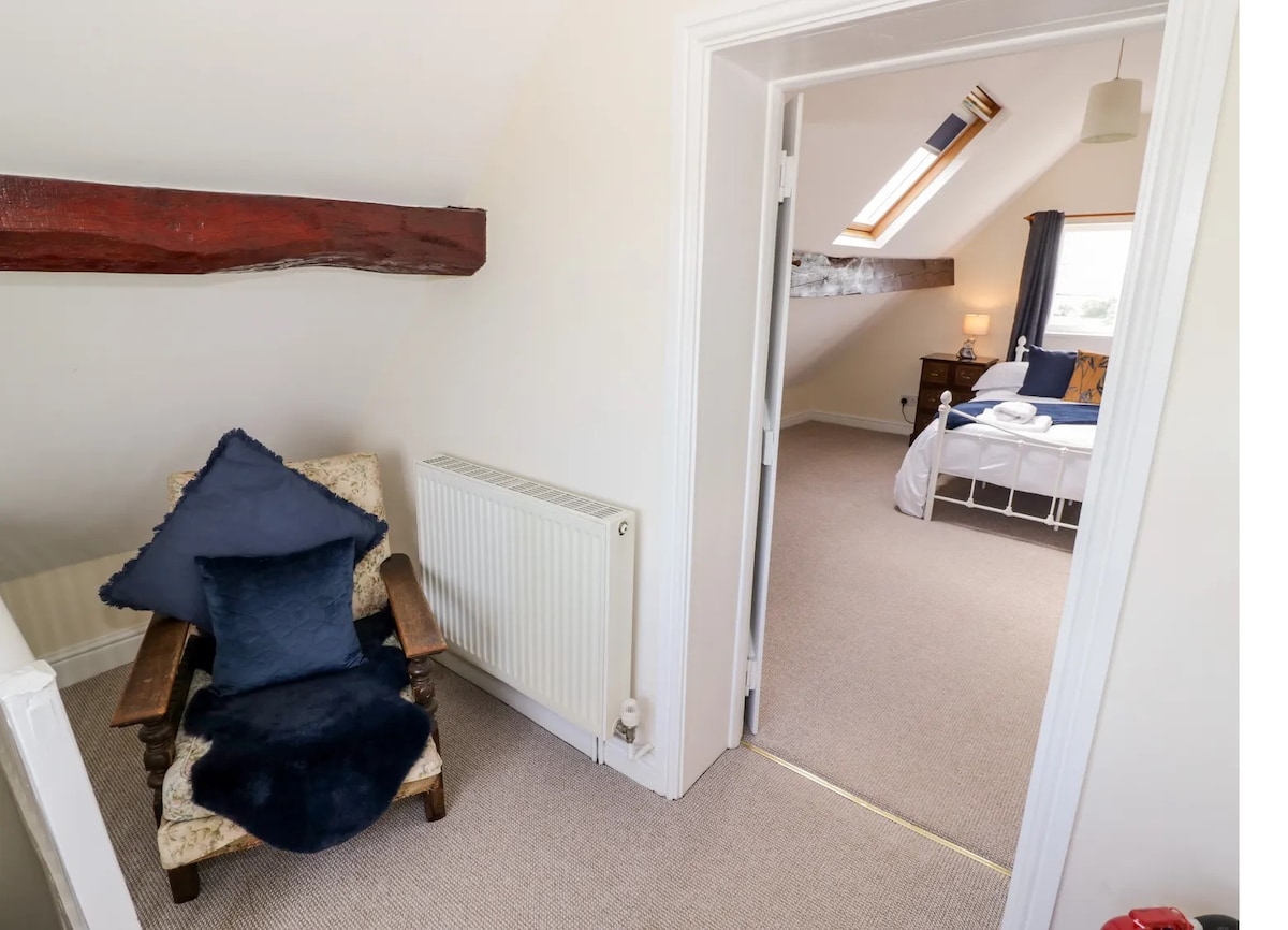 Kilnhurst Lodge log cabin - Houses ...