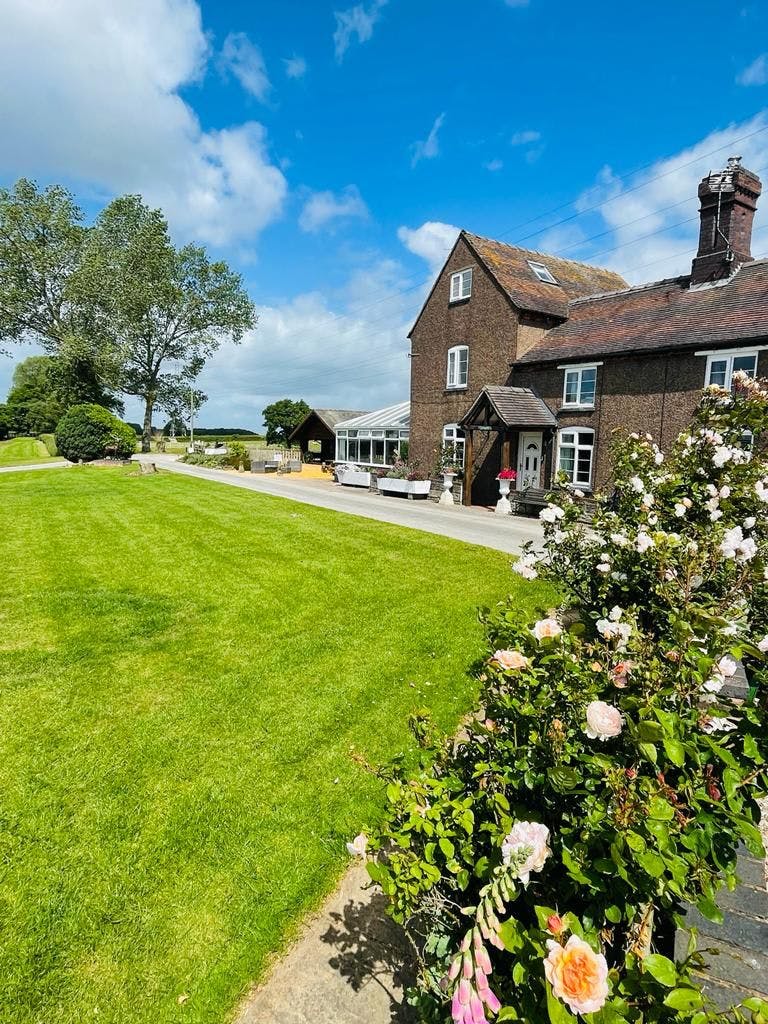 Far Coley Farm - >Far Coley Farm</a>