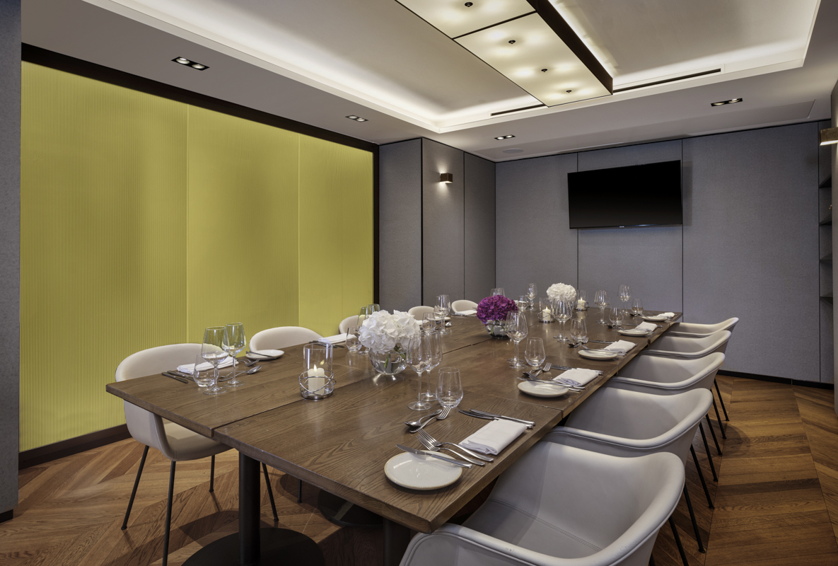 The London Room - wook52pcmnr.jpg