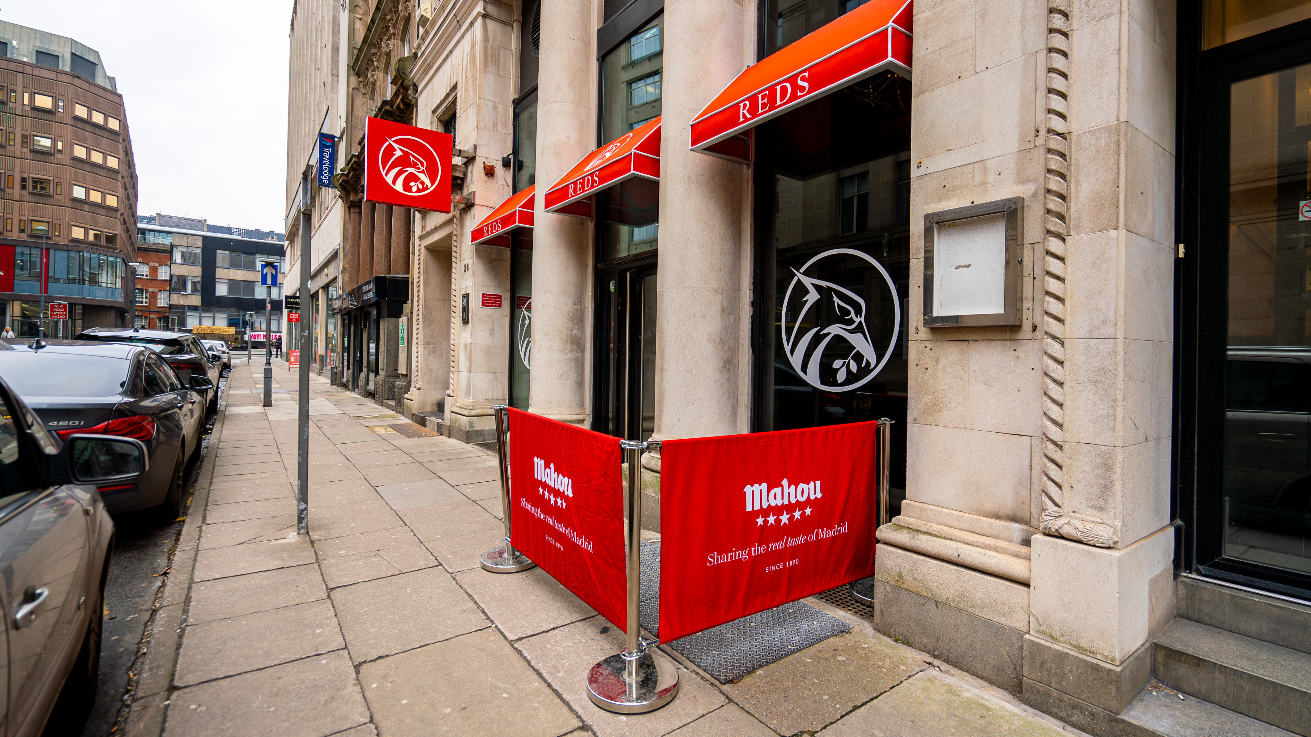 Bar  - fvp2zcqv4db.JPG