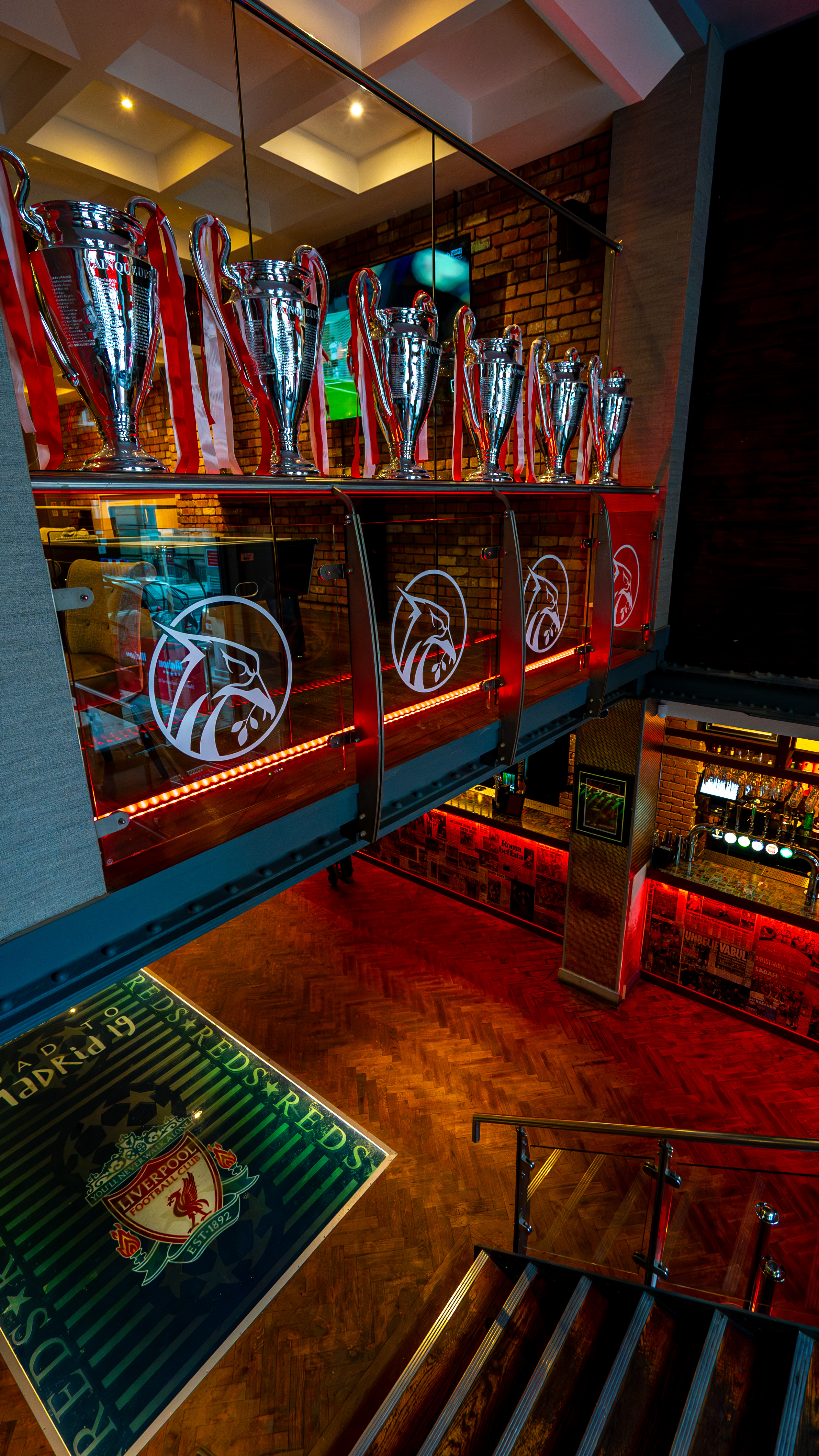 Bar  - owk0yhlgz0h.JPG