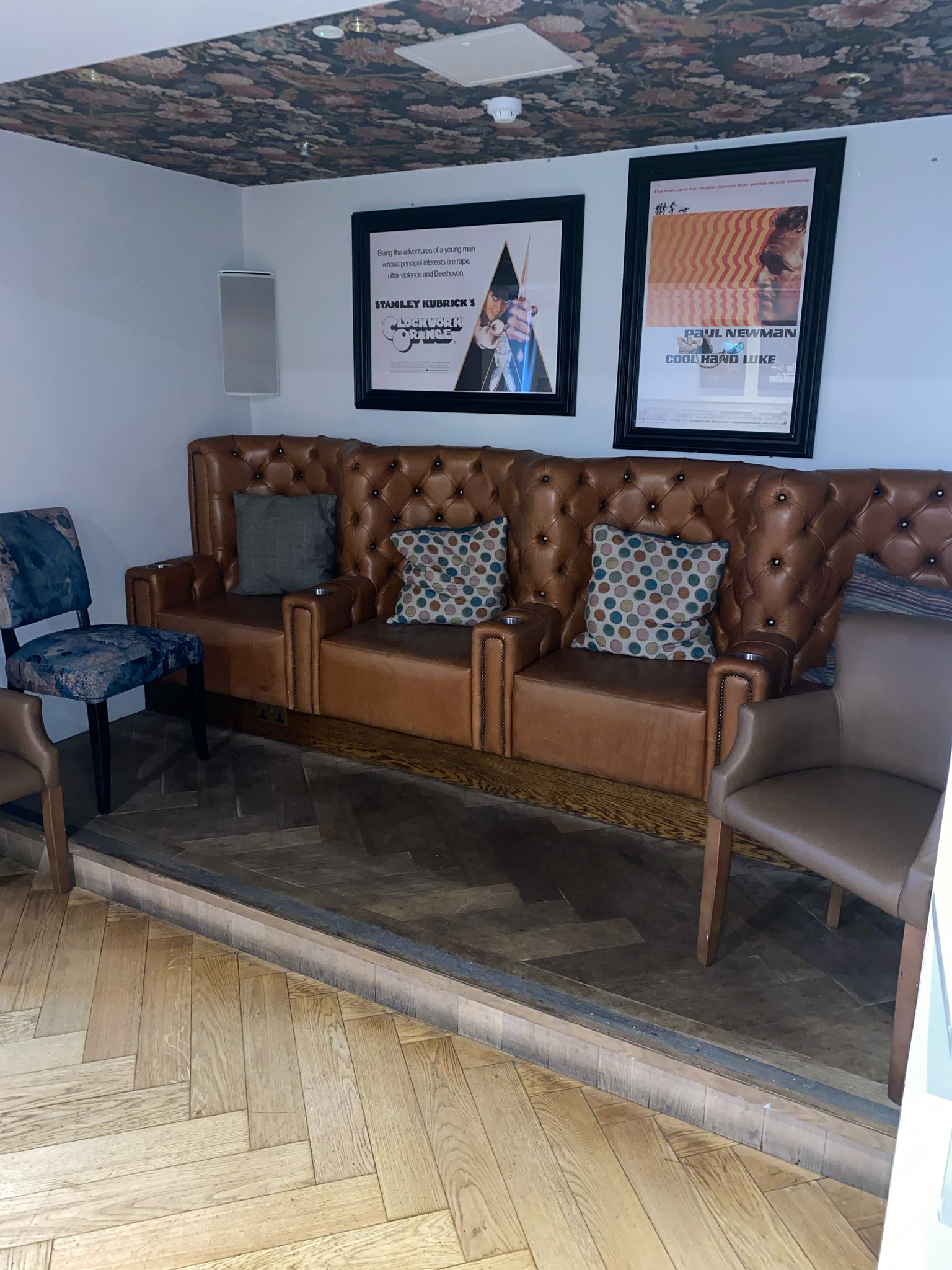 Private Dining Room - yr2mzotqcu3.jpeg