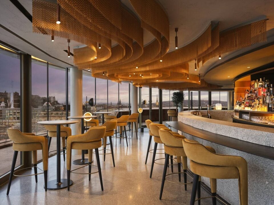 The Lighthouse Restaurant & Bar ...