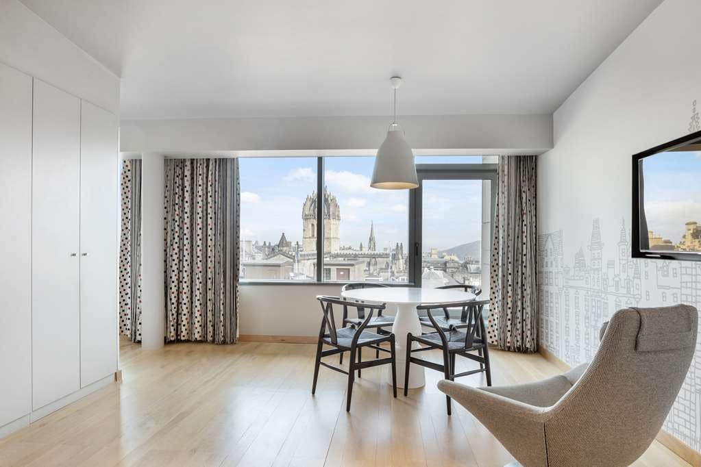 Radisson Collection Edinburgh Royal Mile - >Radisson Collection Hotel, Royal Mile Edinburgh</a>