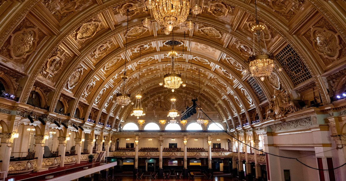 Winter Gardens that theatre-goers ...