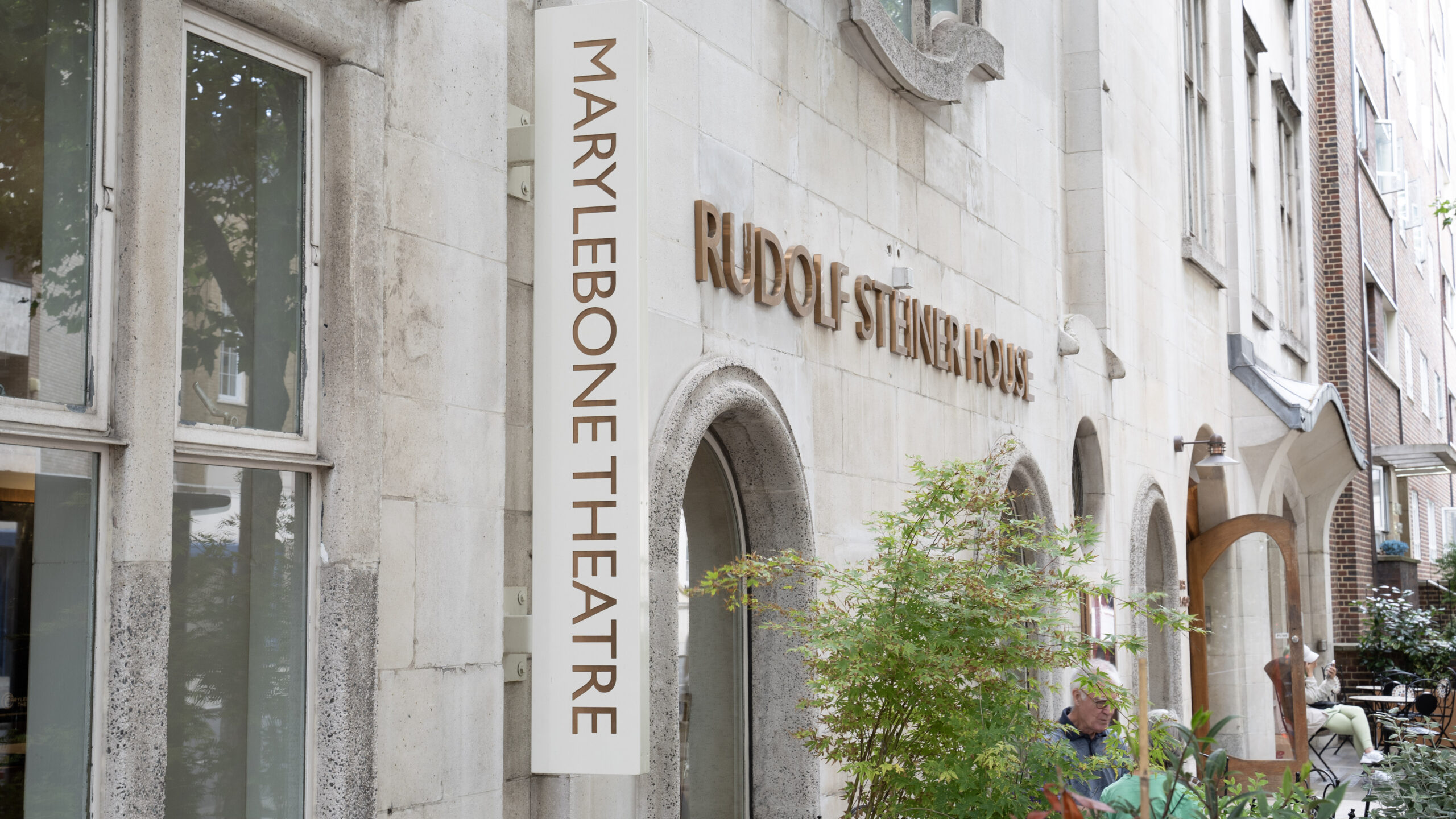 Whole Venue - 2awoe3xe44p.jpg