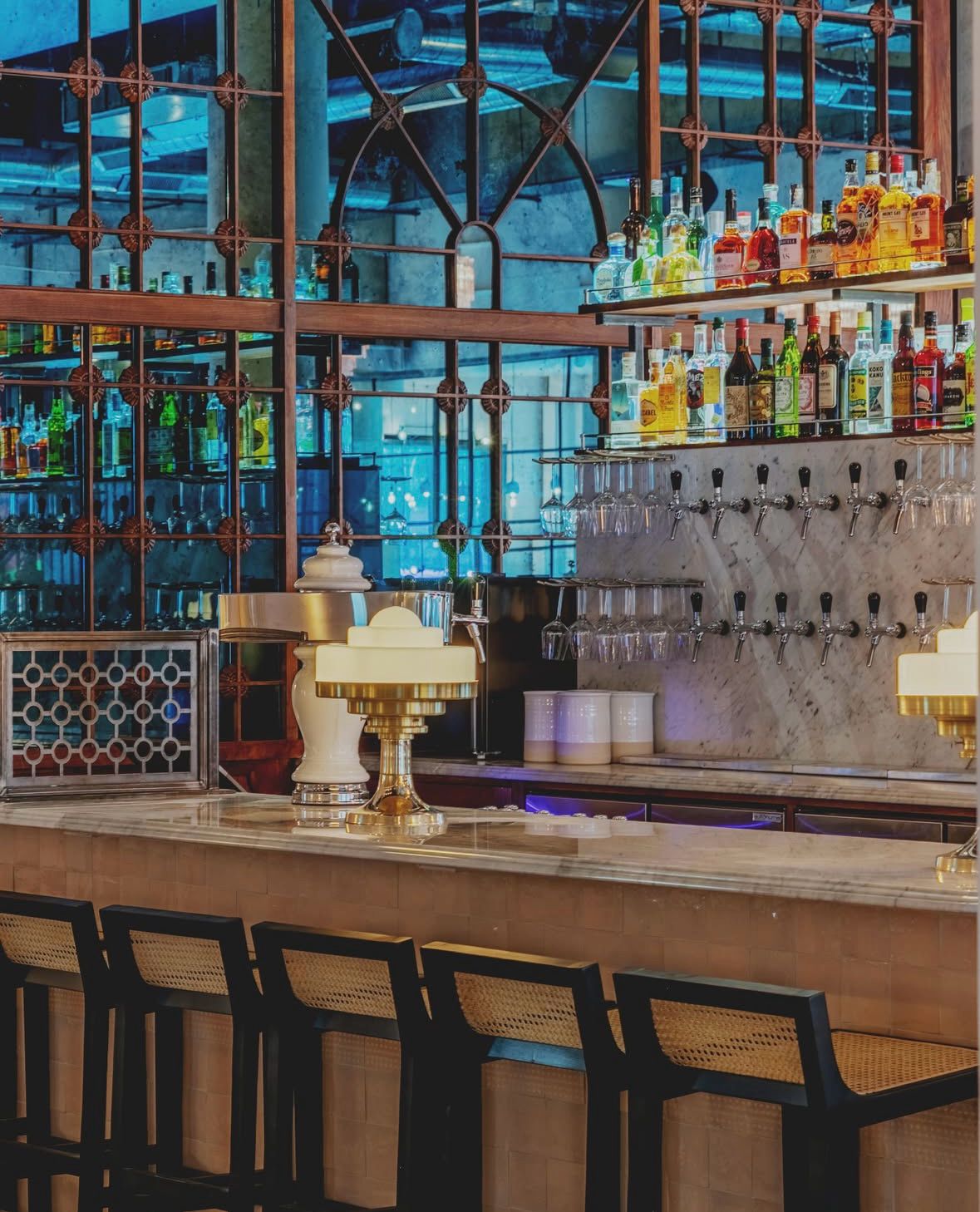 Teatro Hall upscale venue bar for sophisticated evening networking and cocktail reception events.