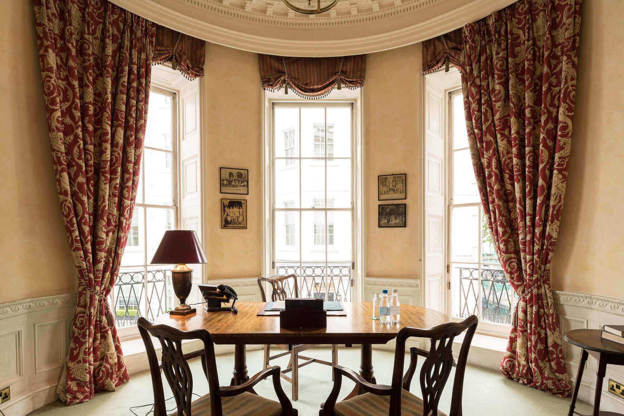 Sophisticated directors’ dining room for executive boardroom meetings and private business events.