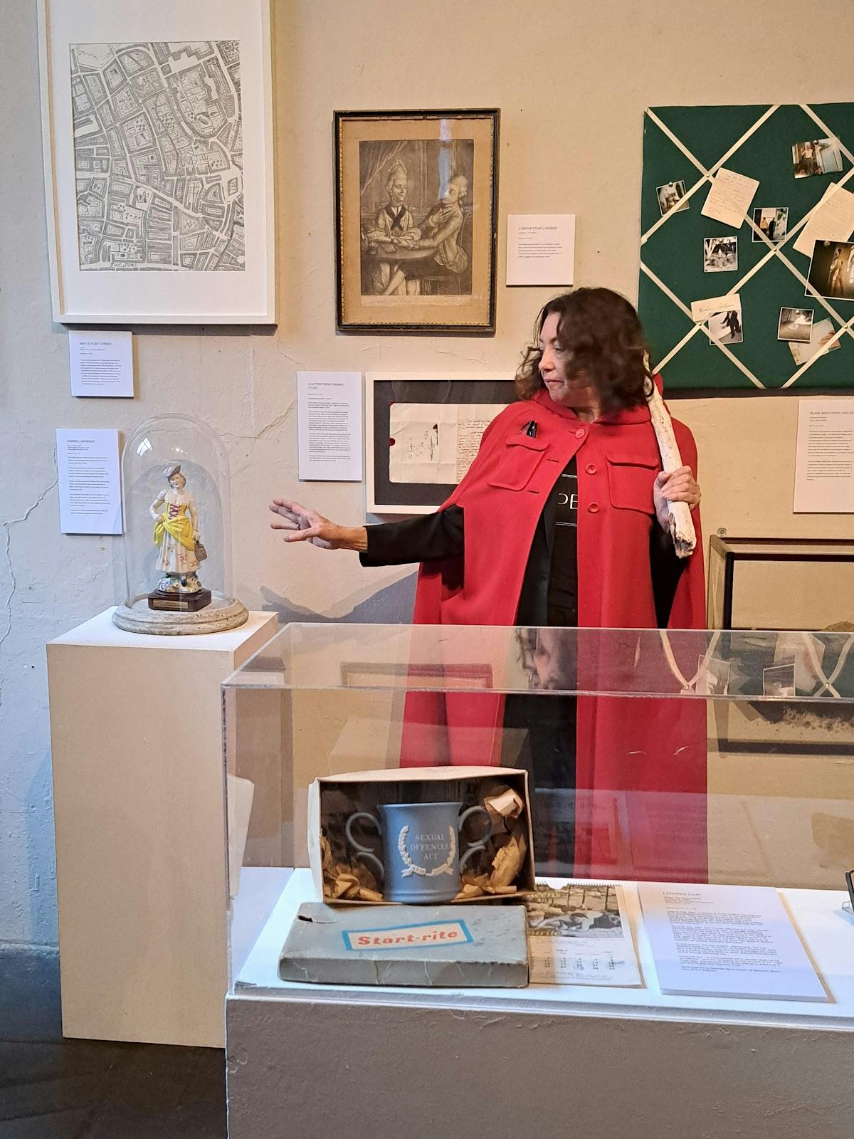 The Horse Hospital - >Davidice101artist David Eric Fowell</a>