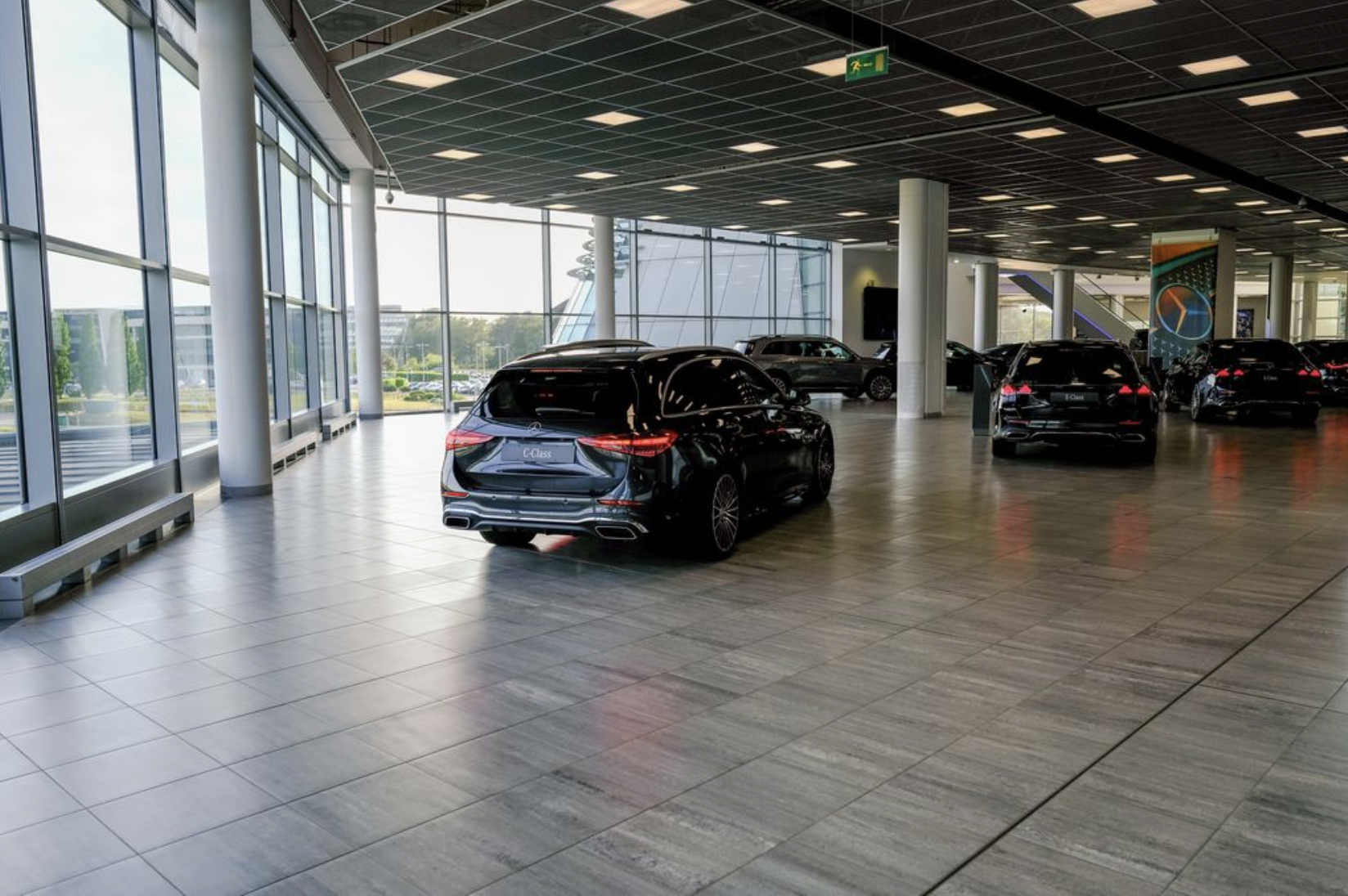 Exhibition Floor - ciul4r2dhtr.png