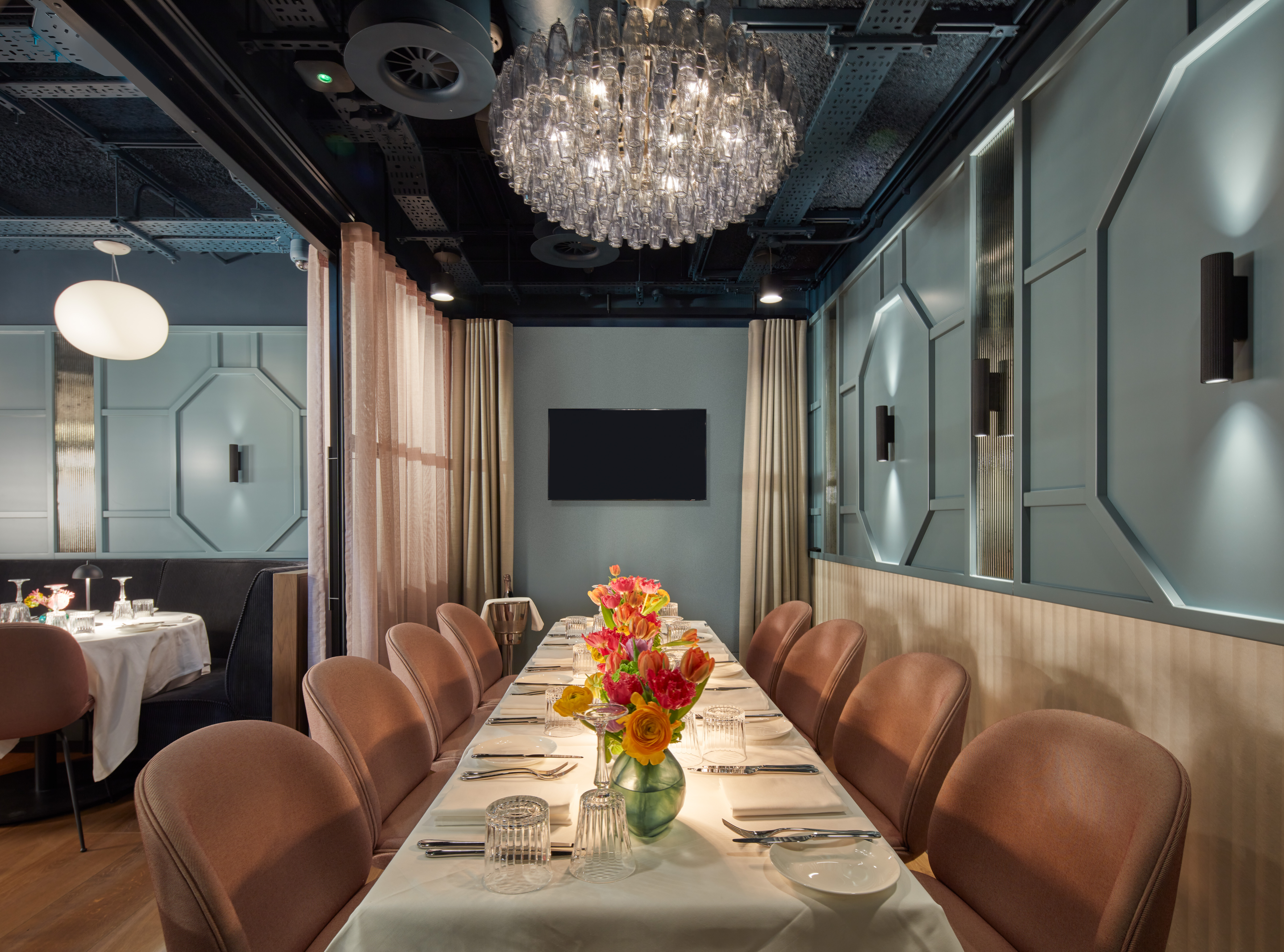 Elegant dining space in Bechstein Hall, perfect for corporate dinners and private events.