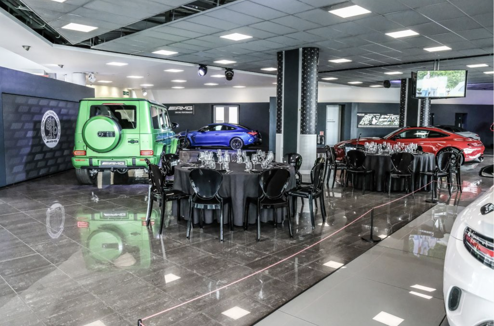 AMG Performance Floor - sfb4j2kq2i0.png