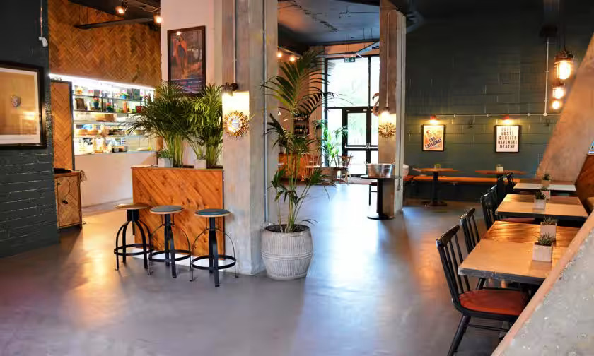 Industrial-chic Leadbelly's sports bar for networking mixers and corporate happy hours.
