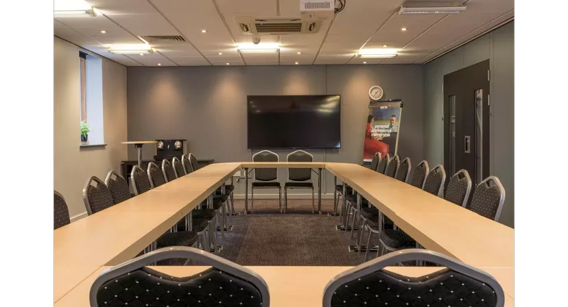 U-shape boardroom at Park Inn Peterborough, perfect for corporate meetings and team training.