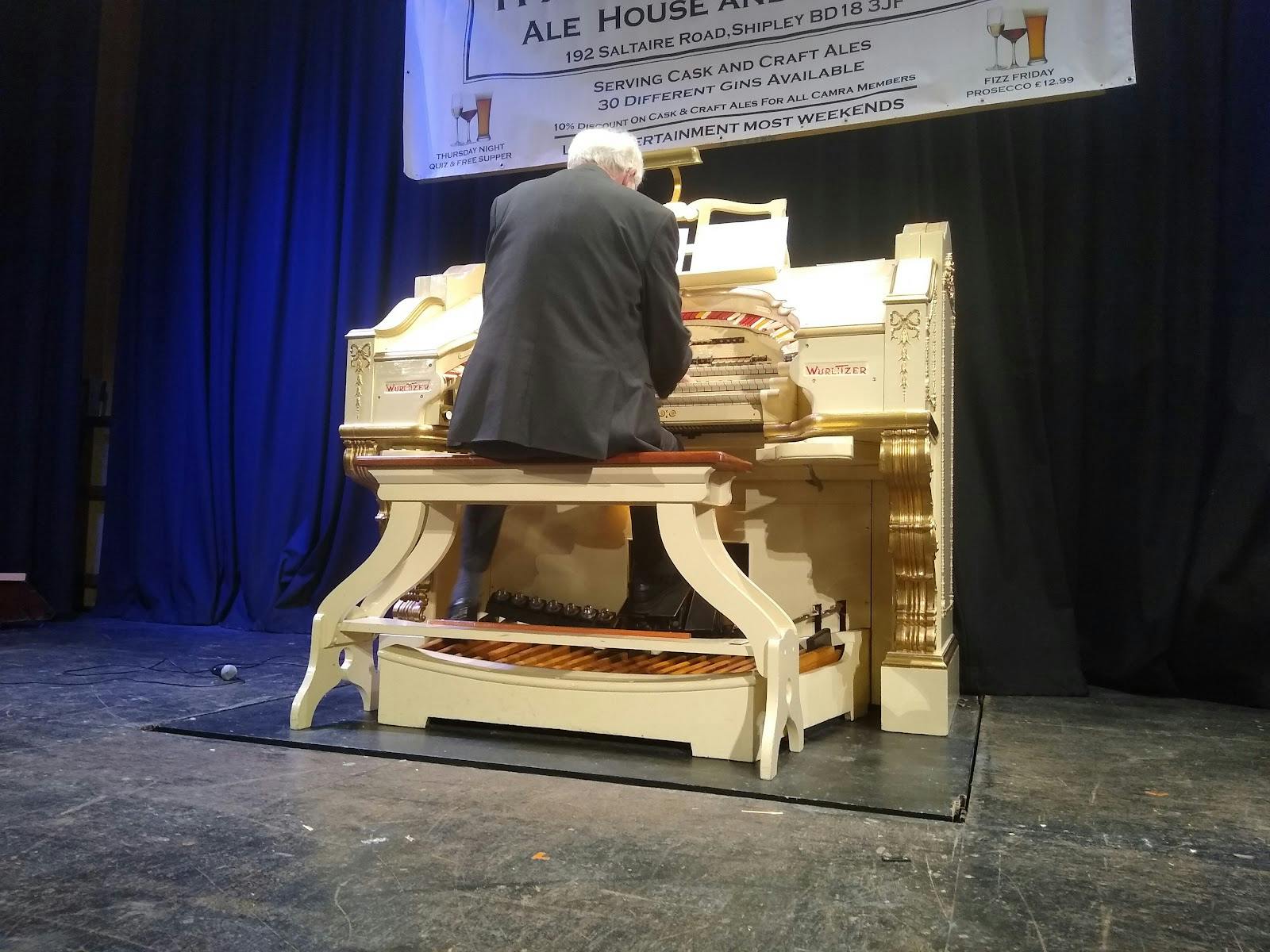 Victoria Hall - >retired_of_yorkshire</a>