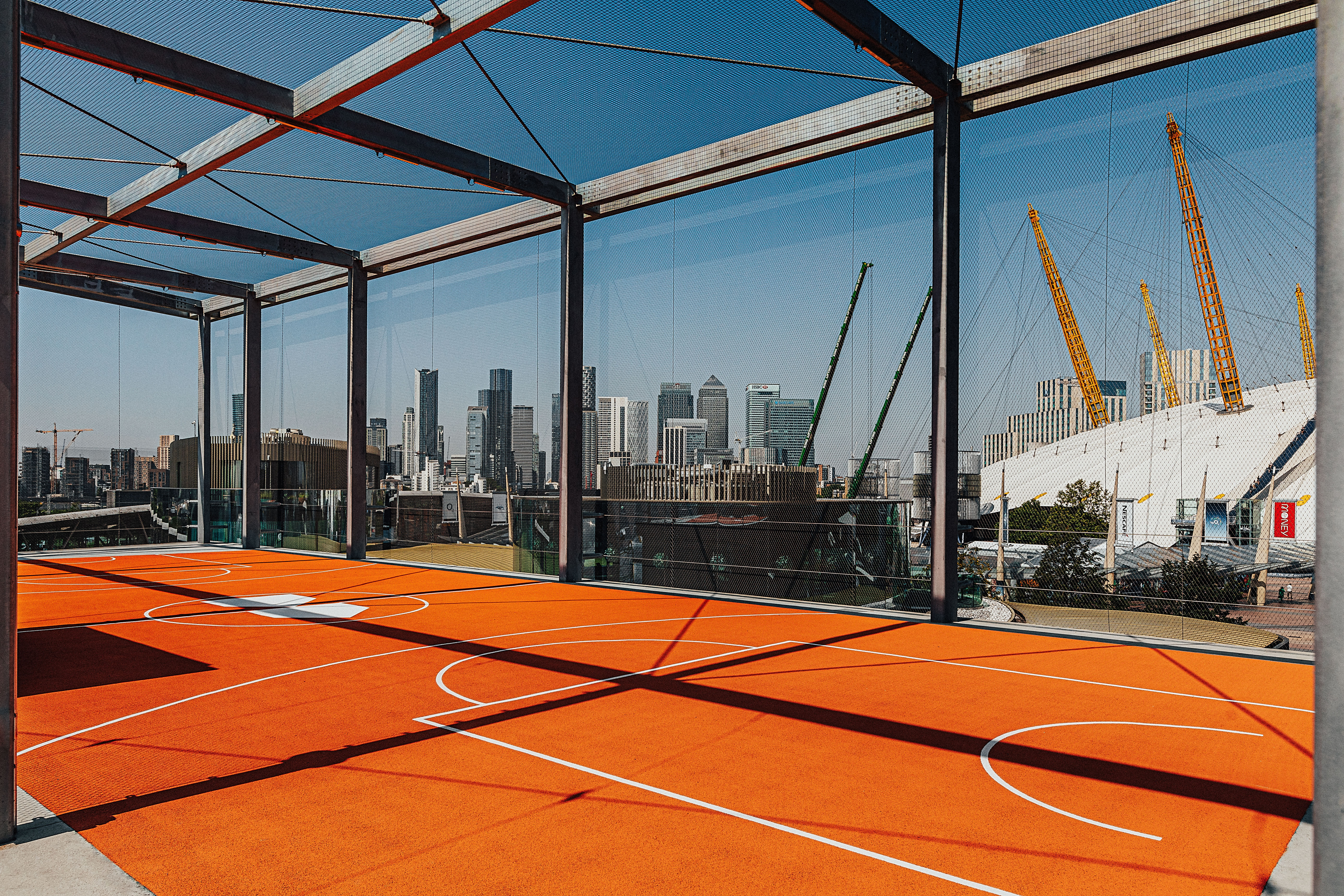 Rooftop Basketball Court - 54ajdsuutlm.jpg