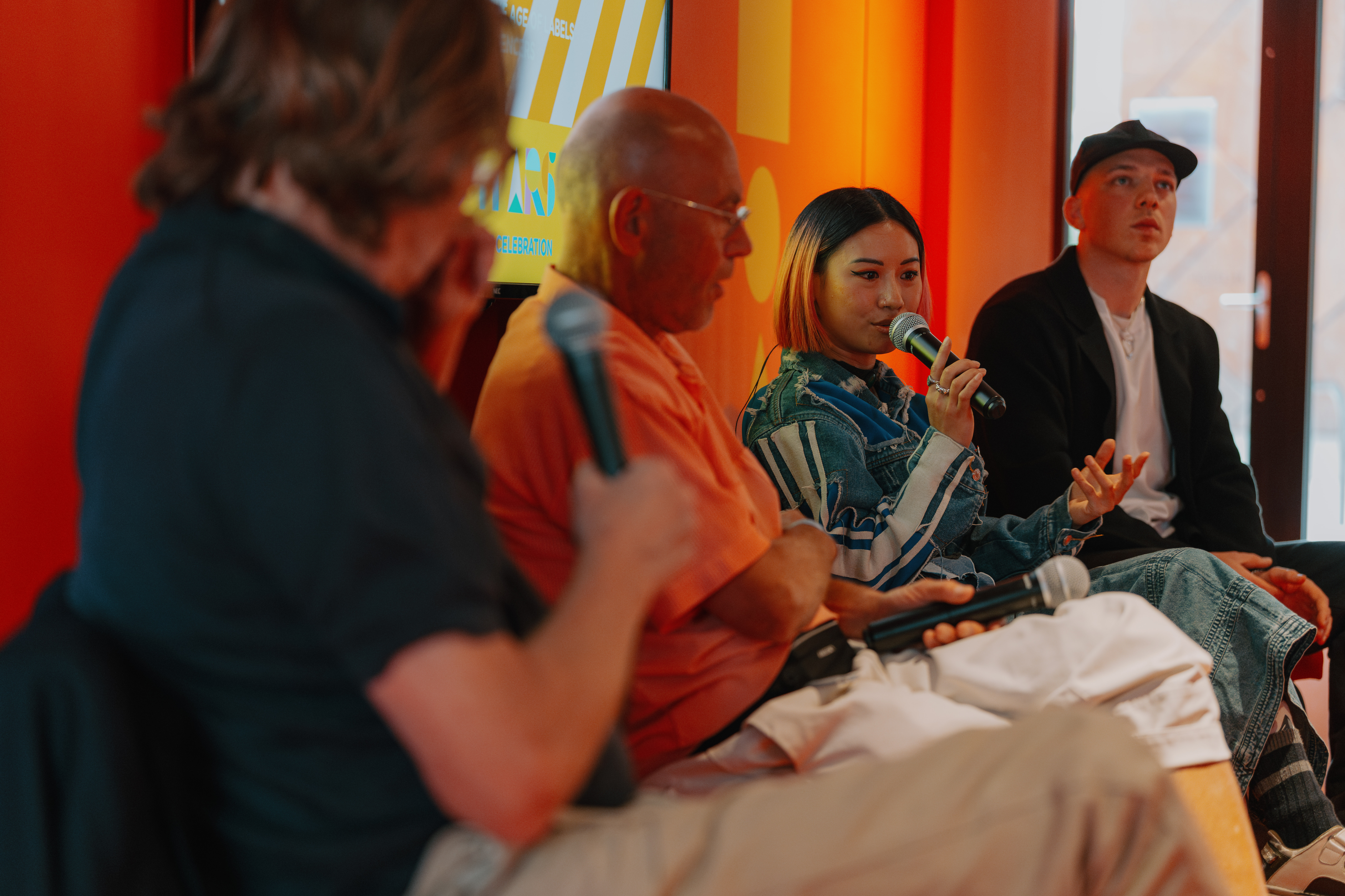 Salon - 2699ece1-69f6-4109-b8b0-1fe8f1a4ea64.jpg